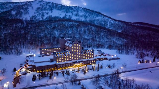 冬季北海道喜乐乐绮境KIRORO GRAND亲子度假村（24雪季：23年12月1日-24年5月4日）
